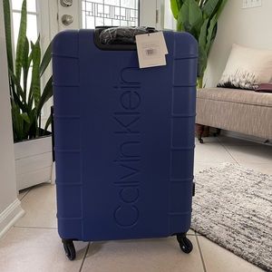 ‼️SOLD‼️ Calvin Klein 3 Piece Hardshell Luggage Set